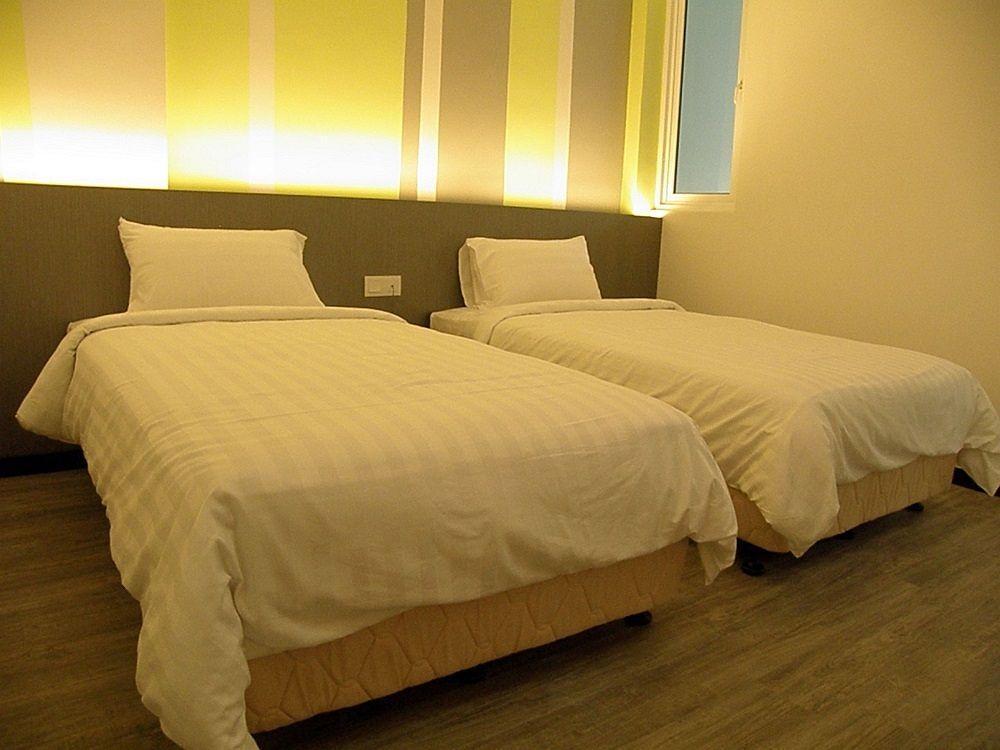 Yan Hotel George Town Eksteriør bilde